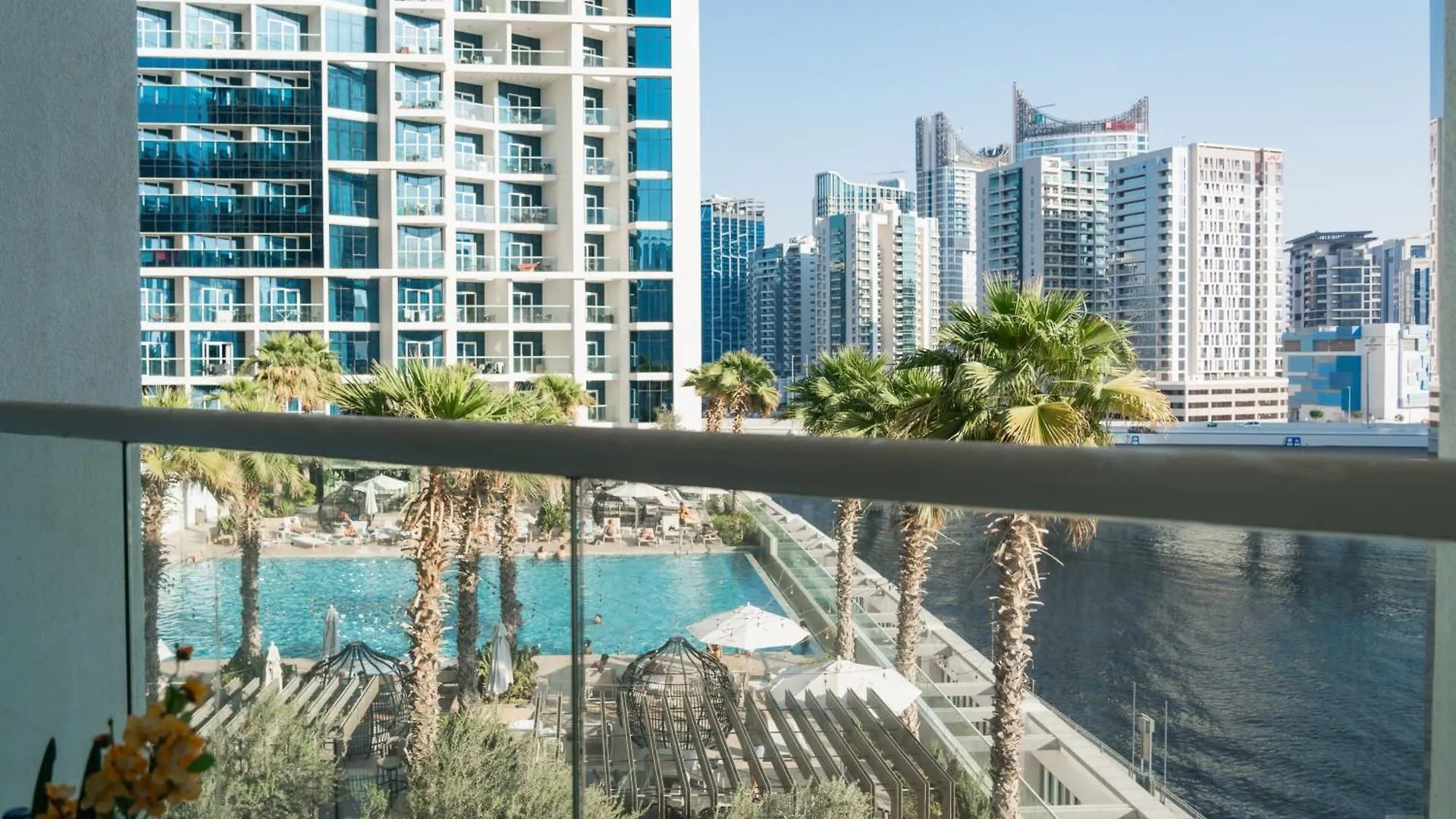 Damac Maison Prive - Lake View Dubai United Arab Emirates